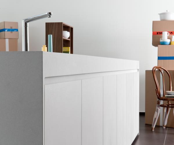 white and wood kitchen